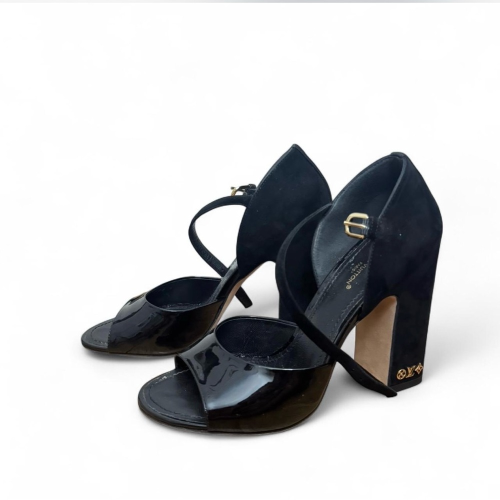 Louis Vuitton Black and Gold Heels